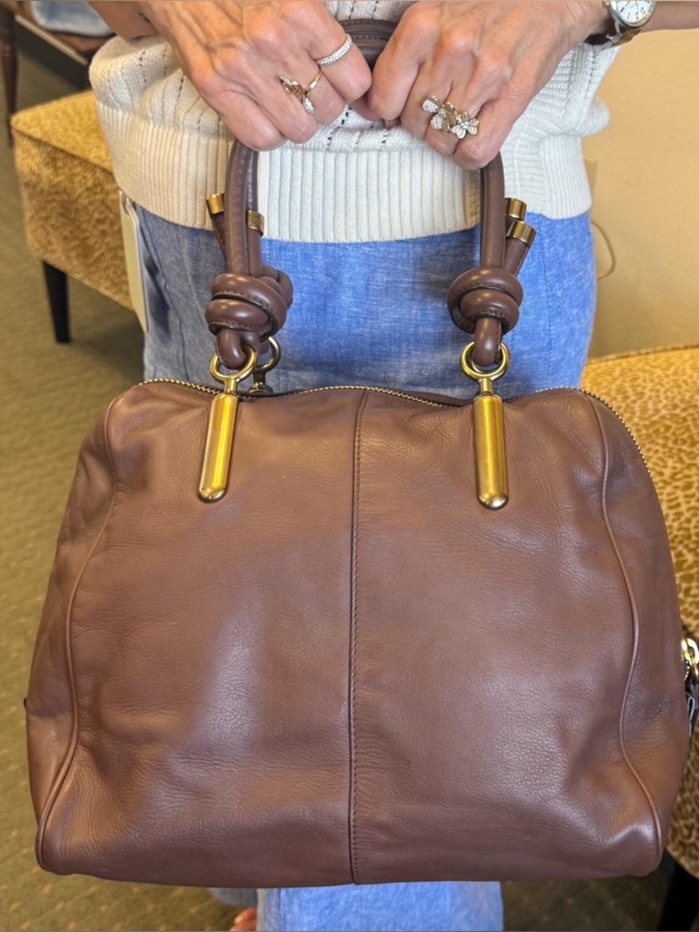 Auth CHLOE Choc Brown Leather Shoulder/Handbag w knotted detail & gold hardware